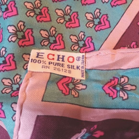 Vintage silk scarf in purple pink and blue by Echo, Art Deco. Easter spring - Picture 2 of 5
